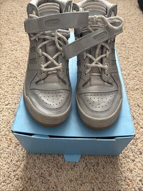 IVY PARK  High-Top Sneakers in Silver